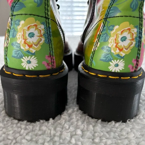 Dr. Martens Jadon Daze Boots. US Women’s Sz 9.  Excellent Condition. No Box. - Picture 8 of 16